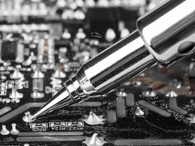 Набор KRAFTOOL "PRO": Паяльник газовый, 3в1, пьезоподжиг, 5 насадок, припой, защитный колпачок, чистка жал, 1300С ( 55503-H10 ) Набор KRAFTOOL "PRO": Паяльник газовый, 3в1, пьезоподжиг, 5 насадок, припой, защитный колпачок, чистка жал, 1300С ( 55503-H10 )